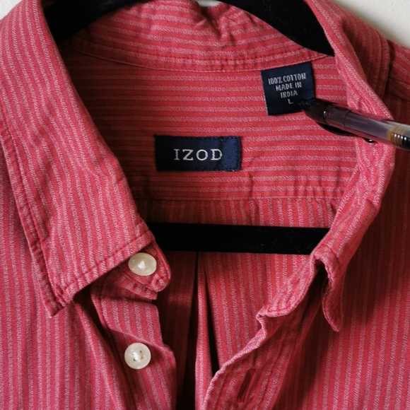 Men's Izod Button-Down Short Sleeve Shirt - Picture 6 of 6